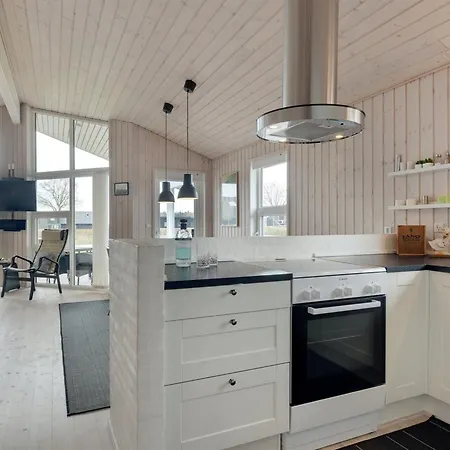Semesterbostad Darja - 300m From The Sea By Interhome *