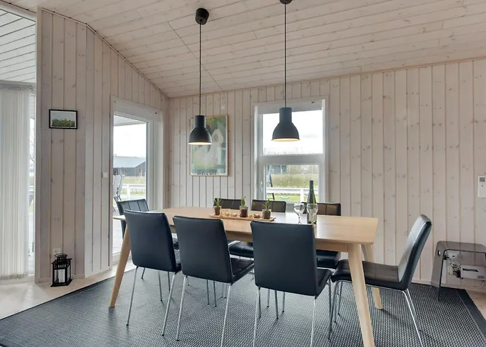 Semesterbostad Darja - 300m From The Sea By Interhome